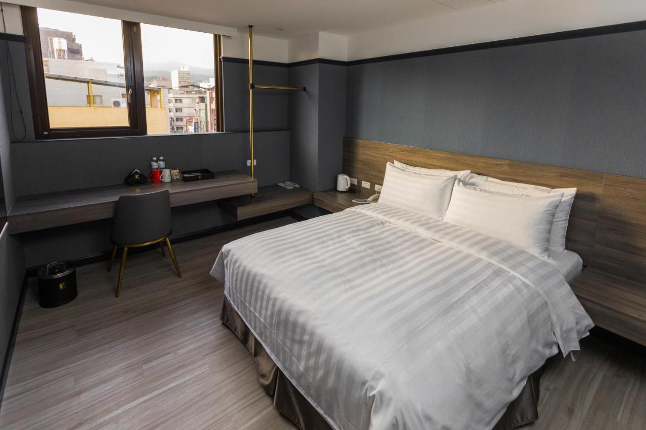Q21 Hotel Kaohsiung Dış mekan fotoğraf