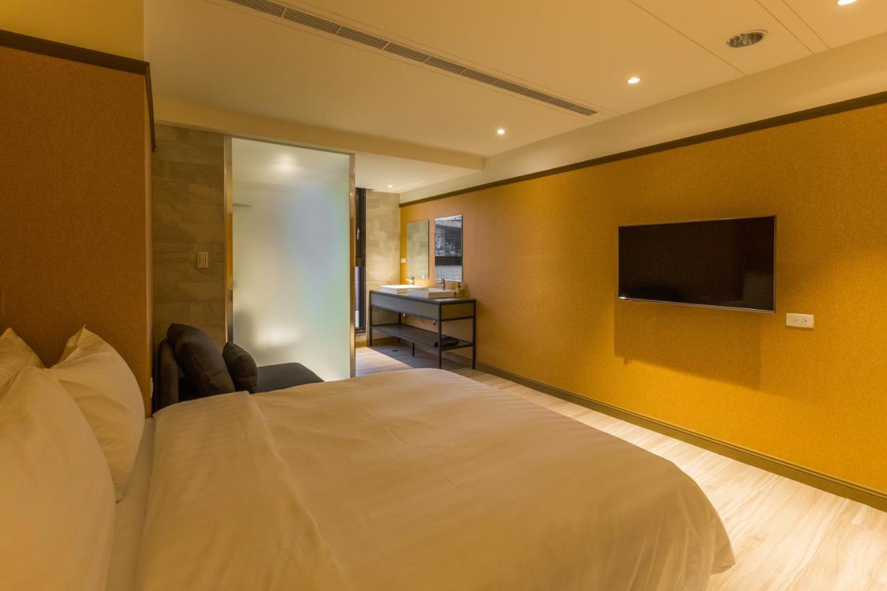 Q21 Hotel Kaohsiung Dış mekan fotoğraf