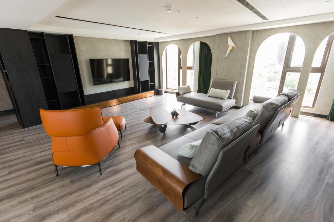 Q21 Hotel Kaohsiung Dış mekan fotoğraf