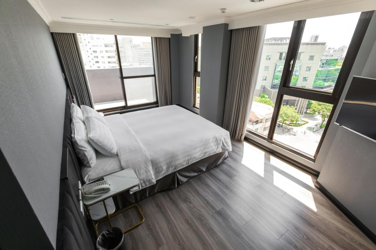 Q21 Hotel Kaohsiung Dış mekan fotoğraf